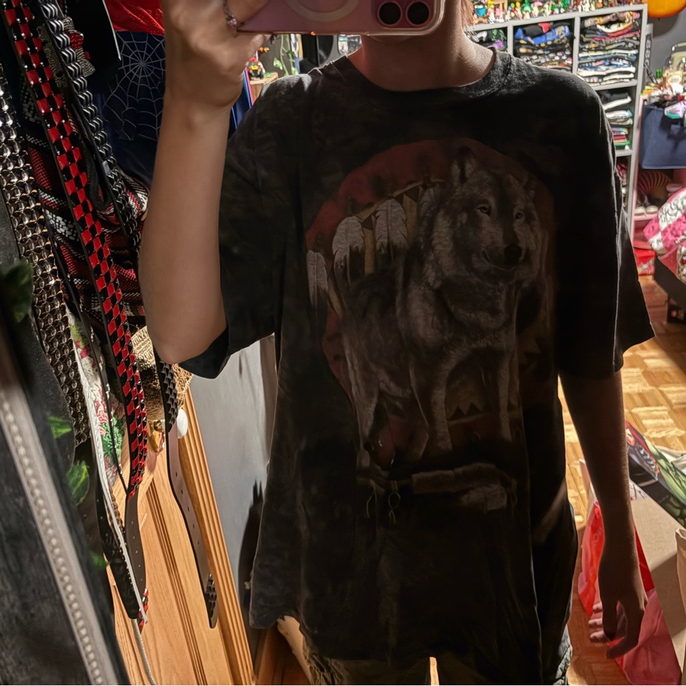 Wolf Graphic tshirt
